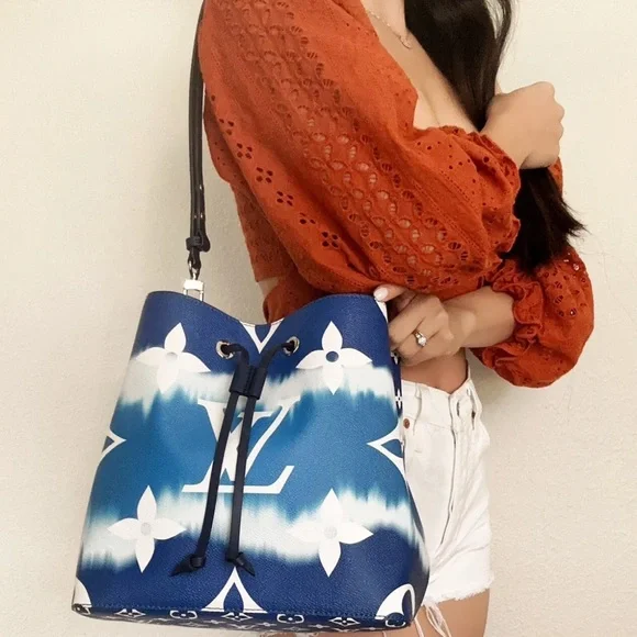 Neonoe Louis Vuitton Blue Tie Dye Bag Louis Vuitton Bags Louis